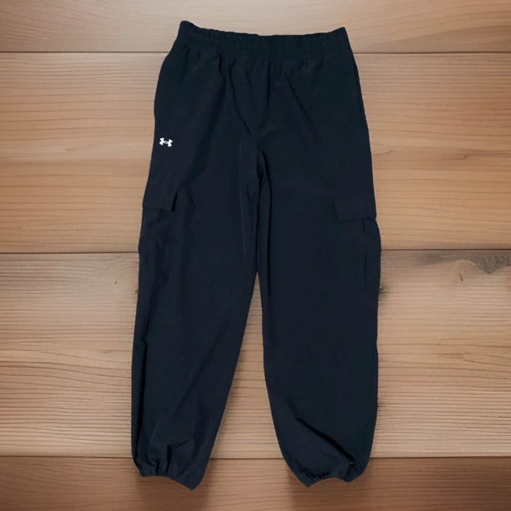 Under Armour Men's Medium Lightweight Jogger Pant Activewear Cargo Pockets Black